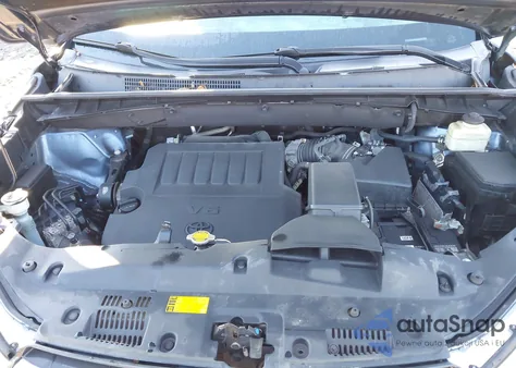 2015 Toyota Highlander Le Plus V6 z USA, uszkodzony, nr VIN 5TDZKRFHXFS096891